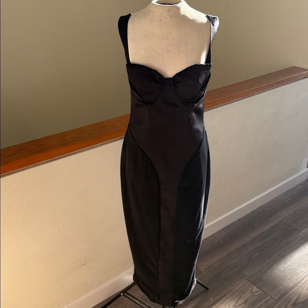 House of CB black mid length Dress size medium - Picture 5 of 15